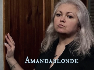Amandablonde