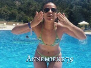 Annemieke79