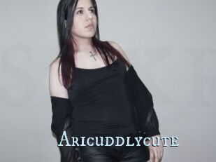Aricuddlycute