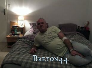 Breton44