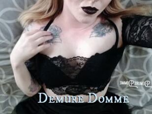 Demure_Domme