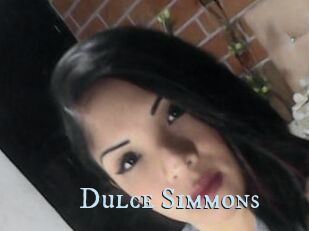 Dulce_Simmons