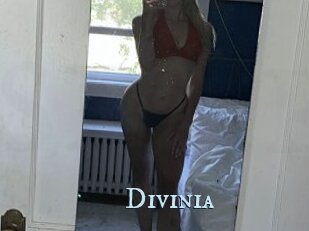 Divinia