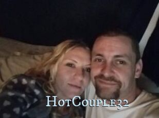 HotCouple32