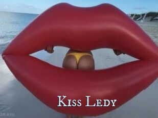 Kiss_Ledy