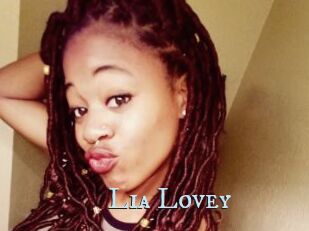 Lia_Lovey