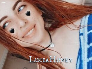 LuciaHoney