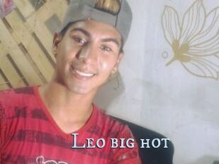 Leo_big_hot