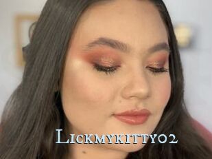 Lickmykitty02