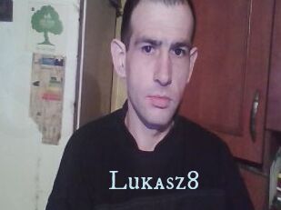 Lukasz8
