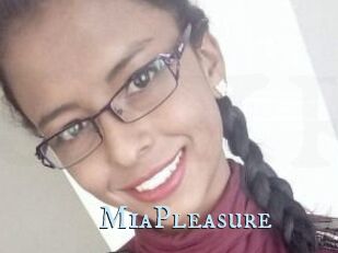 Mia_Pleasure