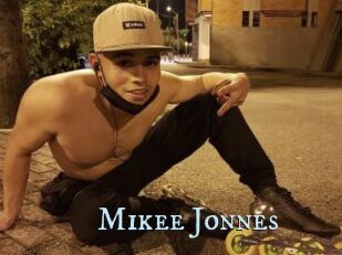 Mikee_Jonnes