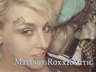 MistressRoxxiSmith