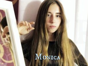Monica_