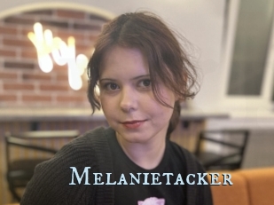 Melanietacker