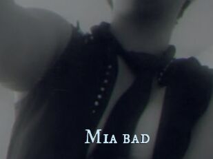 Mia_bad