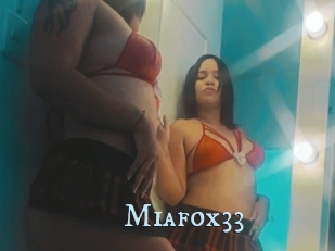 Miafox33