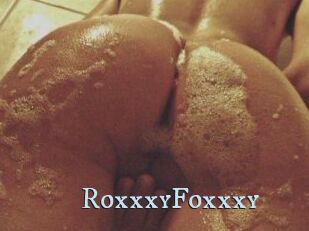 RoxxxyFoxxxy
