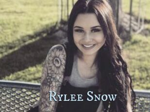 Rylee_Snow