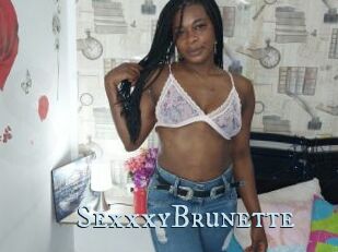 SexxxyBrunette