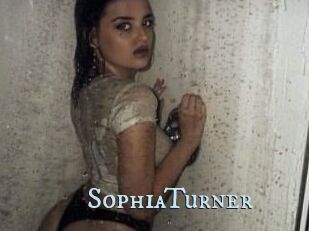 Sophia_Turner