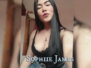 Sophiie_James