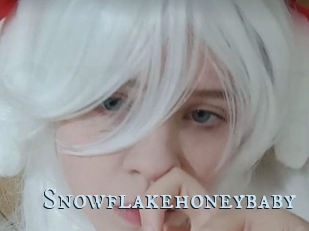 Snowflakehoneybaby