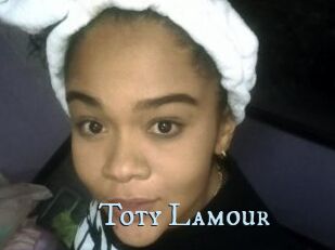 Toty_Lamour