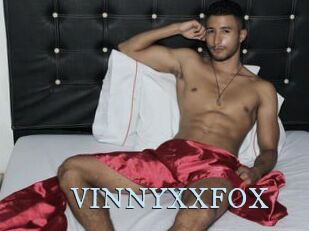 VINNYXXFOX