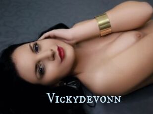 Vickydevonn